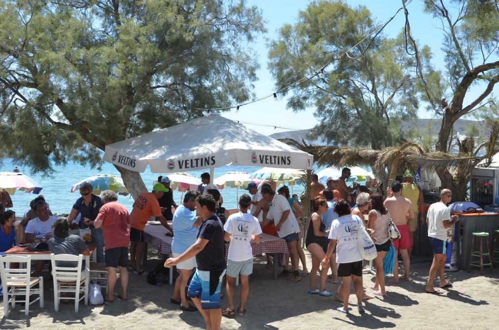 30-06-13-beach-party-milos-12