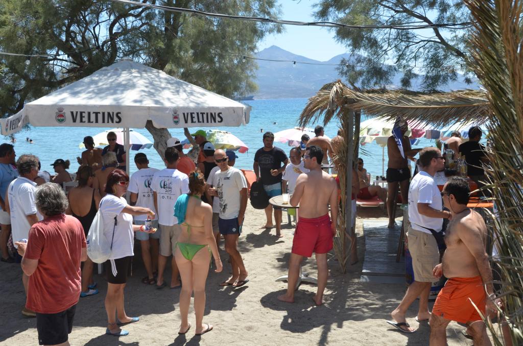 30-06-13-beach-party-milos-14